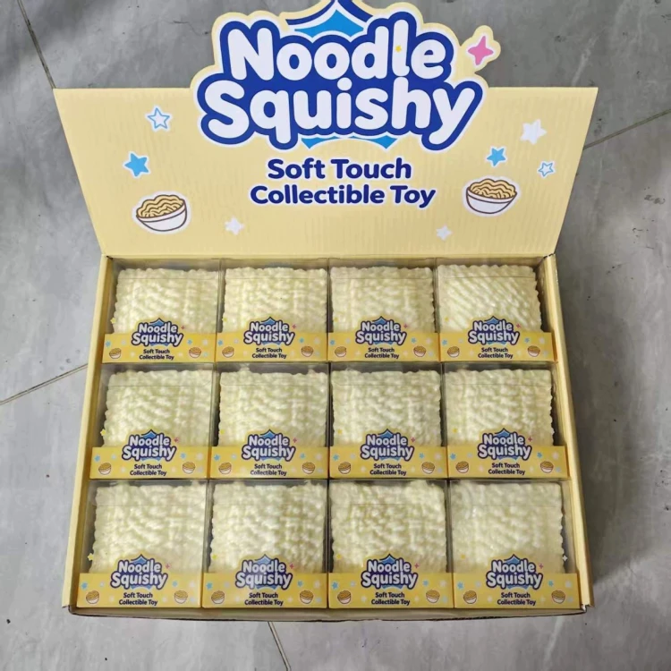 Gniotek Makaron Noodle Crunchy Chrupiący Ramen Squishy Zabawka Antystresowa