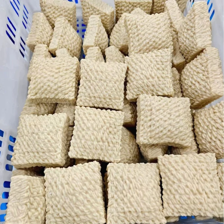 Gniotek Makaron Noodle Crunchy Chrupiący Ramen Squishy Zabawka Antystresowa