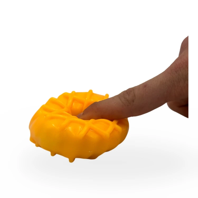 Crunchy Gniotek Gofr Chrupiący Wafel Zabawka Antystresowa Sensoryczna 6cm