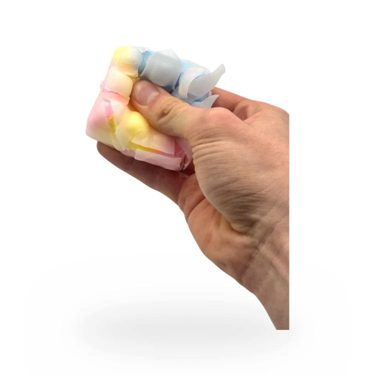 Gniotek Kolorowy Woskowy Crunchy Squishy Zabawka Antystresowa 8cm